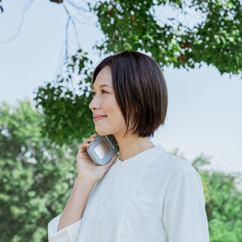 Life on Products LCAF019 多功能薄型摺疊風扇 ( 配備冷卻板 )