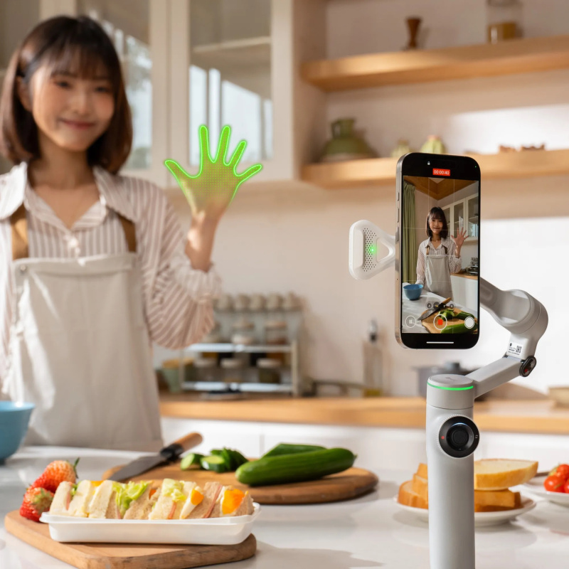 Insta360 Flow 2 Pro 手機穩定器 (AI 追蹤模組套裝)