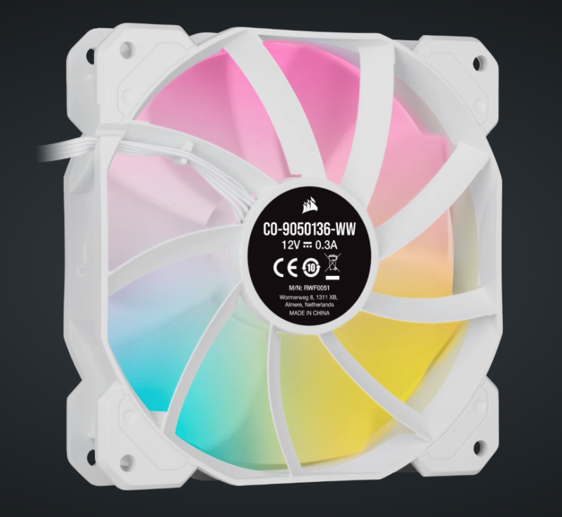 CORSAIR iCUE SP120 RGB ELITE Performance 120mm White PWM Fan — Triple Pack with Lighting Node CORE (Triple Pack) ( WHITE )