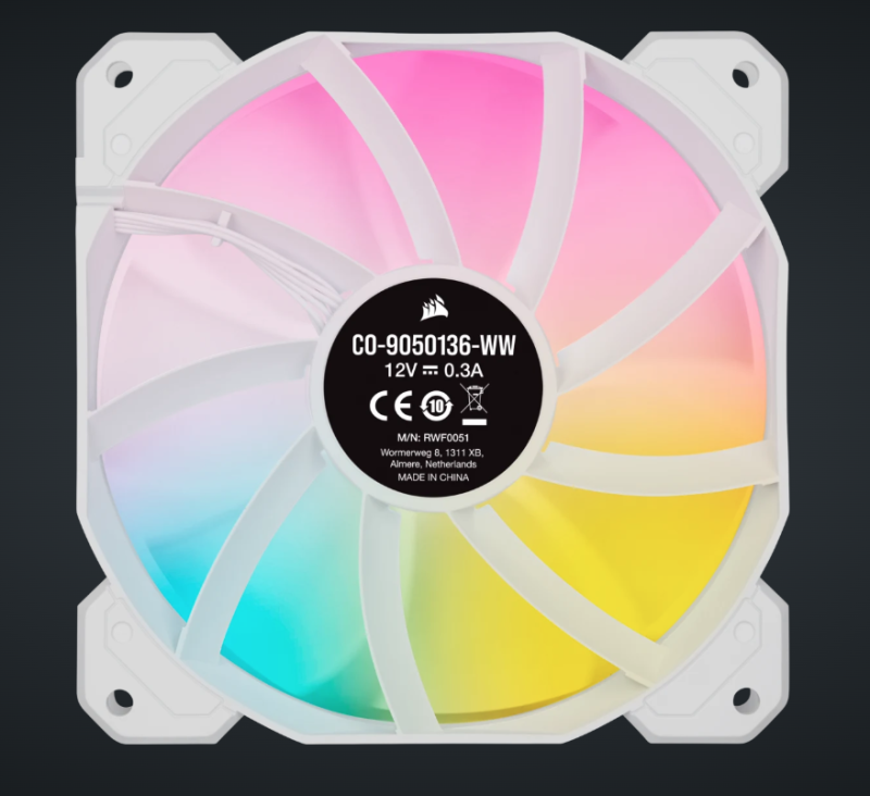 CORSAIR iCUE SP120 RGB ELITE Performance 120mm White PWM Fan — Triple Pack with Lighting Node CORE (Triple Pack) ( WHITE )