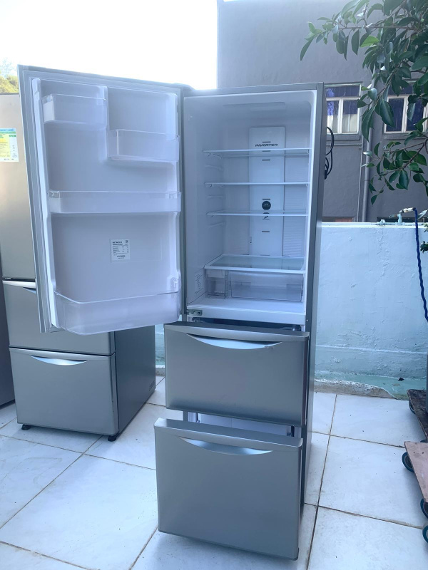 雪櫃 日立 RS32 左門鉸 可自動制冰 九成新以上 174cm高315公升 二手電器 包送貨安裝 雪櫃 日立 RS32 左門鉸 可自動制冰 九成新以上 174cm高315公升 二手電器 包送貨安裝