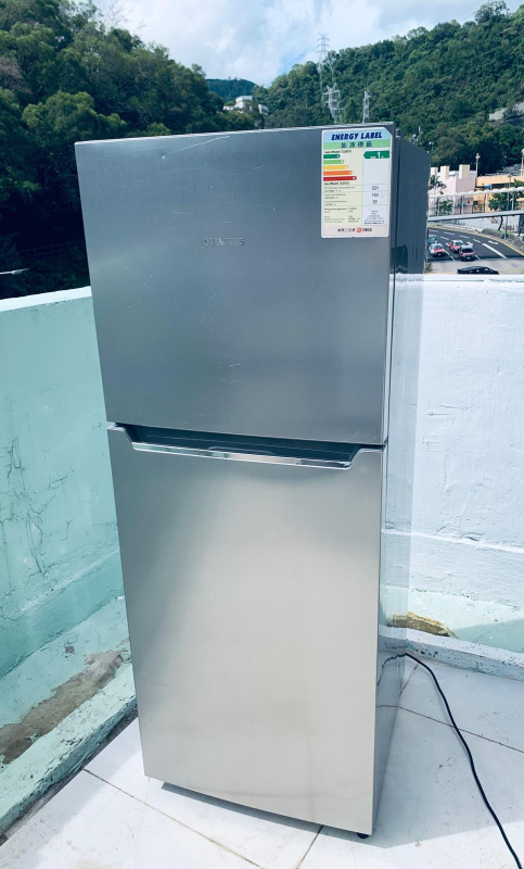 雪櫃 Siemens 西門子 202公升 雙門無霜 146CM高 (上置冰格) KD23 二手電器 清倉大減價 最新款 貨到付款 香港二手 包送貨安裝