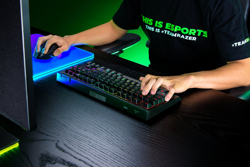 Razer BlackWidow V4 Tenkeyless HyperSpeed