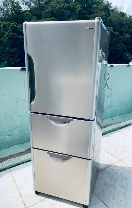 雪櫃三門 日立 細細個 R26 香檳金色 100%正常 202公升 九成新以上 150CM高 二手電器 清倉大減價 最新款 貨到付款