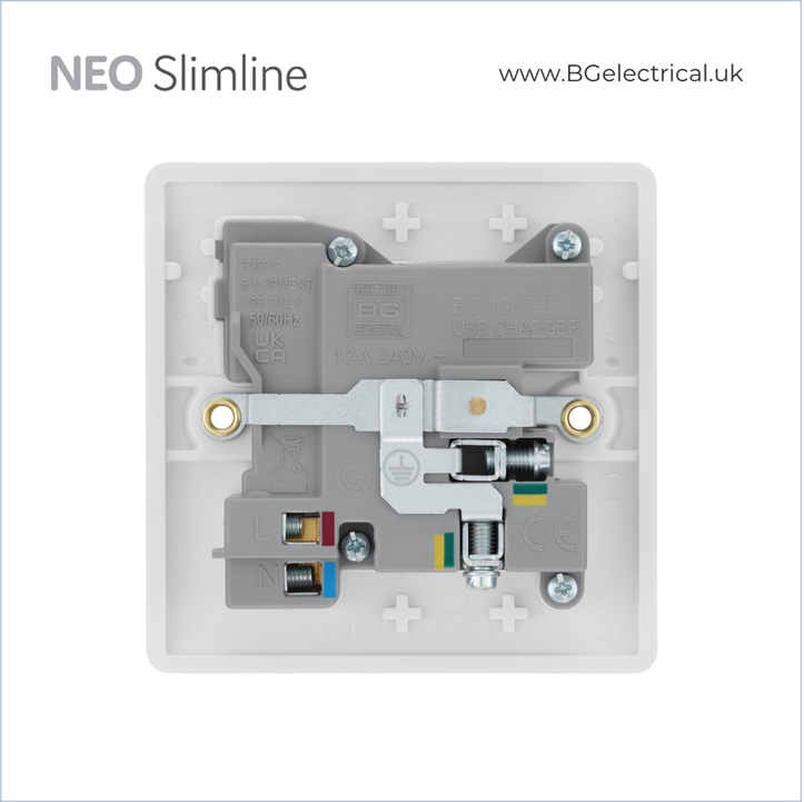 British General - BG Neo Slimline系列-13A插座帶開關 USB (C=18W + A=18W) 單極 1位 PCWH21UAC18 白-香港代理