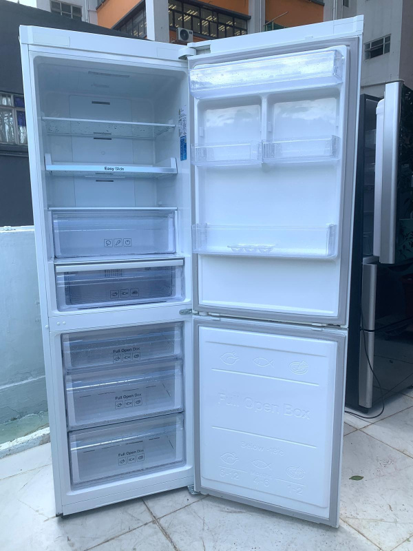 雪櫃 Samsung RB29(珍珠白) 高178CM 95%新 286公升 可左/右門鉸 二手電器 最新款 傢俬 家庭用品 搬屋 拆舊 新款 二手洗衣機 包送貨安裝