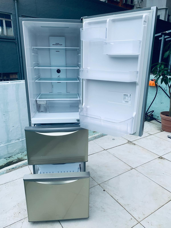 💥限時優惠❤️落單即減$200♻️👈 雪櫃 日立 三門窄身款 可自動制冰 RS32E香檳金色 315公升 九成新以上 174cm 二手電器 拆舊 清倉大減價 最新款 貨到付款