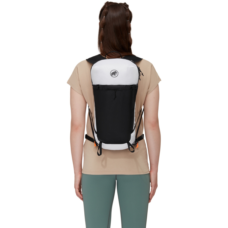 Mammut Aenergy 12L 背包