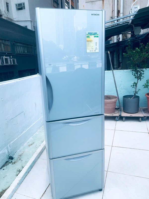 ♻️好消息♻️優惠大減價♻️ 雪櫃 日立 174CM高 315公升 玻璃面三門 R-SG32 可自動製冰 九成新以上 二手電器 最新款 包送貨安裝 貨到付款