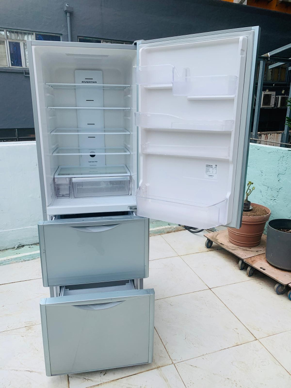 ♻️限時優惠中..♻️.落單即減$200👉再送$100💥雪櫃 日立 181CM高 375公升 玻璃面 R-SG38FPH 大容量 可自動制冰 二手電器 包送貨安裝 貨到付款