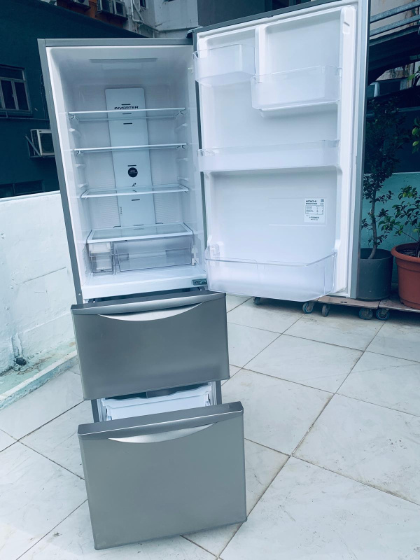 ❤️‍🔥限時優惠中❤️‍🔥落單即減$300❤️‍🔥 雪櫃 日立 三門窄身款 315公升 可自動制冰 R-S32EPH 九成新以上 174cm高 二手電器 最新款 傢俬 家庭用品 包送貨安裝