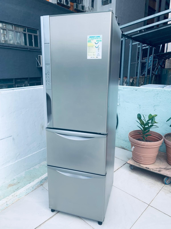 ❤️‍🔥限時優惠中❤️‍🔥落單即減$300❤️‍🔥 雪櫃 日立 三門窄身款 315公升 可自動制冰 R-S32EPH 九成新以上 174cm高 二手電器 最新款 傢俬 家庭用品 包送貨安裝