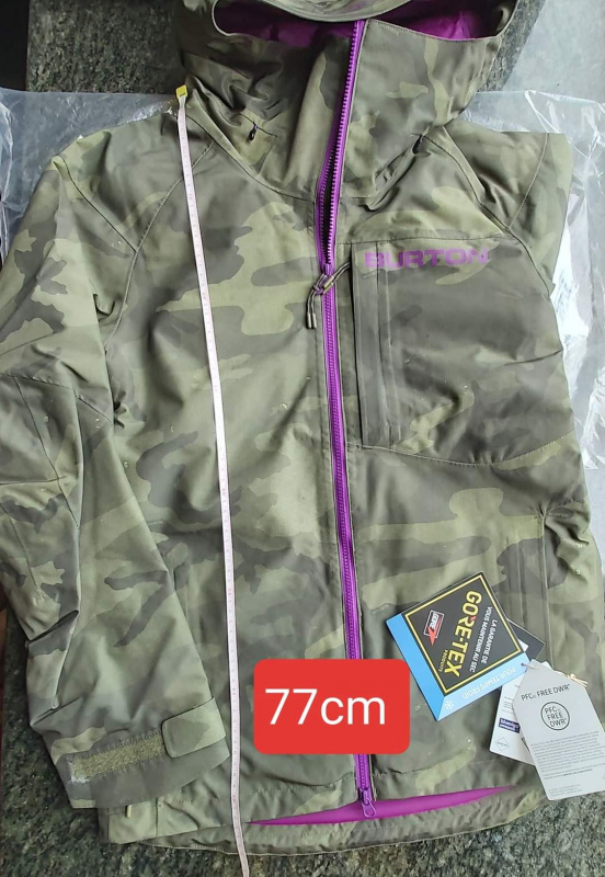 Burton Gore-Tex Radial Snow Jacket XS Size