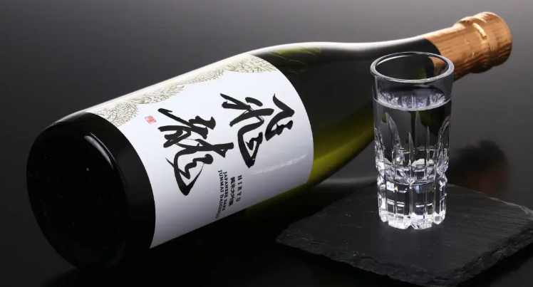 飛龍 純米大吟醸 720ml (門市現金優惠價減$ 10)