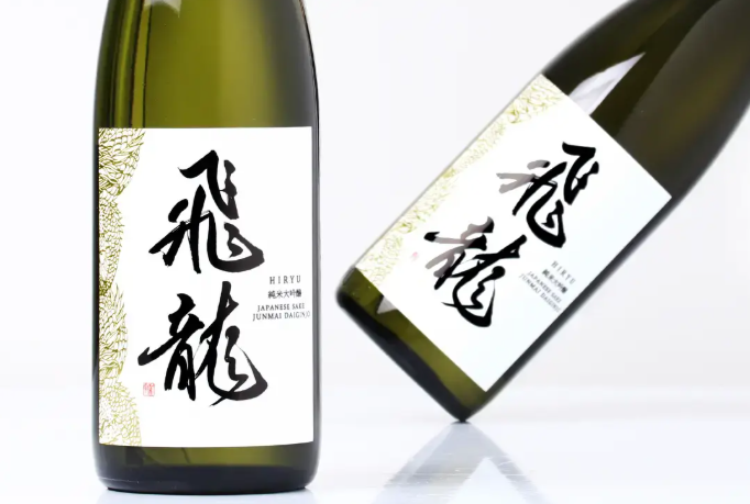 飛龍 純米大吟醸 720ml (門市現金優惠價減$ 10)