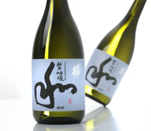 蓬莱泉 純米吟醸 和 720ml  (門市現金優惠價減$ 10)