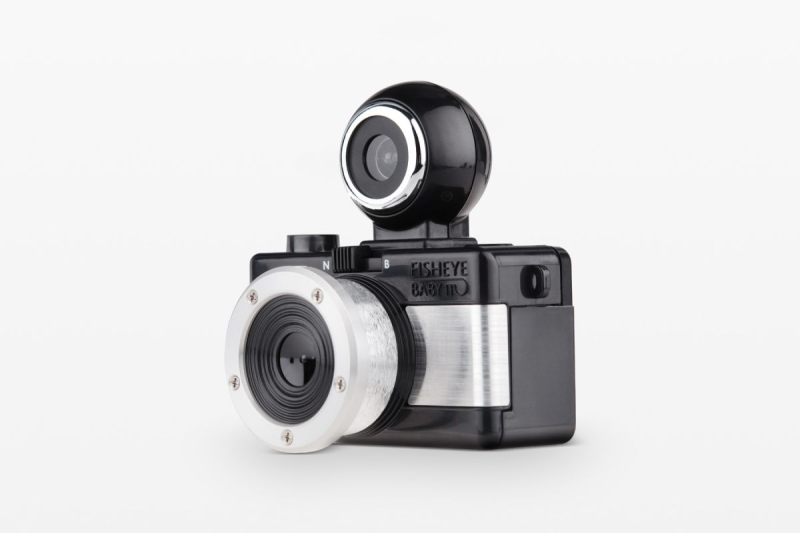 Lomography Fisheye Baby 110 菲林相機-型格黑色和銀色金屬版本 fcp110bm Lomography Fisheye Baby 110 菲林相機-型格黑色和銀色金屬版本 fcp110bm