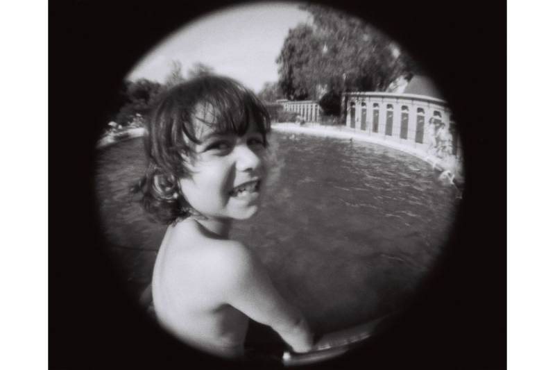 Lomography Fisheye Baby 110 菲林相機-型格黑色和銀色金屬版本 fcp110bm Lomography Fisheye Baby 110 菲林相機-型格黑色和銀色金屬版本 fcp110bm