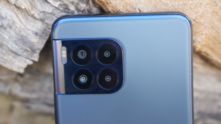 全新T-Mobile REVVL 7 Pro 5G　　　８＋２５６GB