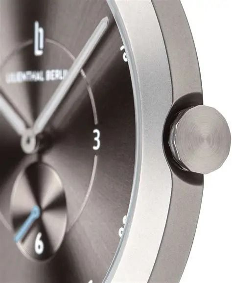 德國Lilienthal Berlin 軍錶, Lilienthal 1 All Silver Small Military Watch (Slim case)