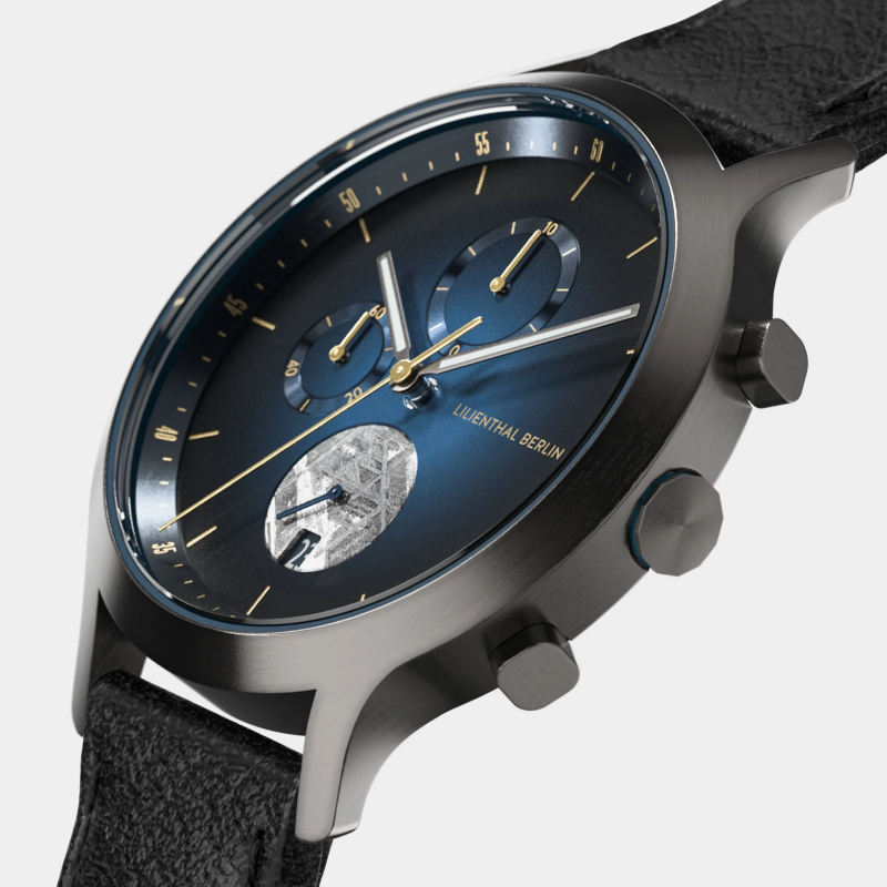Lilienthal Berlin, Chronograph Meteorite – Midnight Gold 黑皮帶