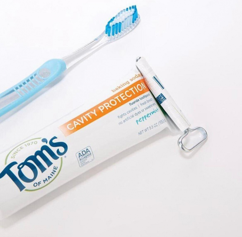 Kikkerland 牙膏擠壓器 ( 2 個裝 ) Kikkerland 牙膏擠壓器 ( 2 個裝 )