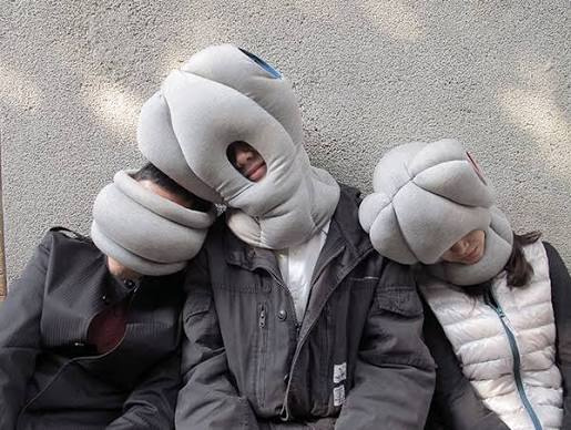 【2折】Ostrichpillow - 鴕鳥枕（淺藍色]）OP_ORIGINAL-BL 旅行頸枕｜車用頸枕｜汽車靠枕｜便攜頸枕｜靠枕｜遮光眼罩｜午睡枕｜迷你枕頭｜飛