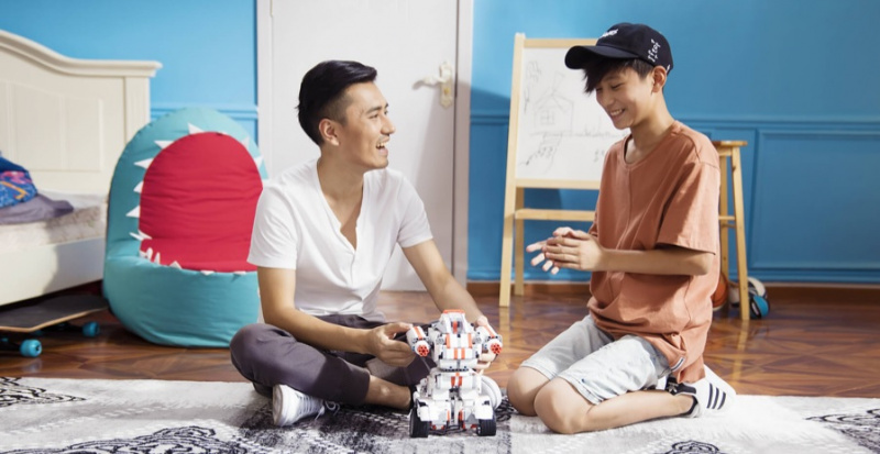 米兔積木機械人 MI ROBOT BUILDER 米兔積木機械人 MI ROBOT BUILDER