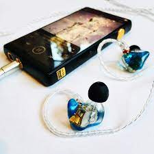 iBasso AM05 五單元動鐵耳機 [2色]