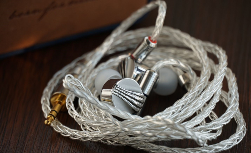 [ 全新原裝行貨 全港免運費] FIIO FD5 旗艦單動圈MMCX可換線耳機