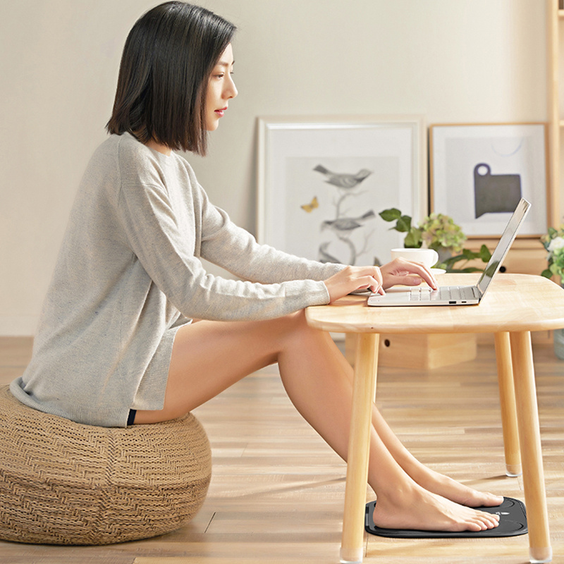 小米有品 摩摩噠脈衝腳底針灸刮痧按摩器