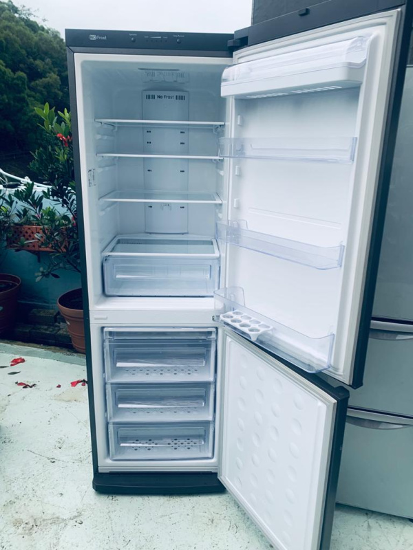 可信用卡付款))雪櫃 Samsung RL38S 高182CM 九成新以上 包送貨安裝及30天保用***清倉大減價 最新款