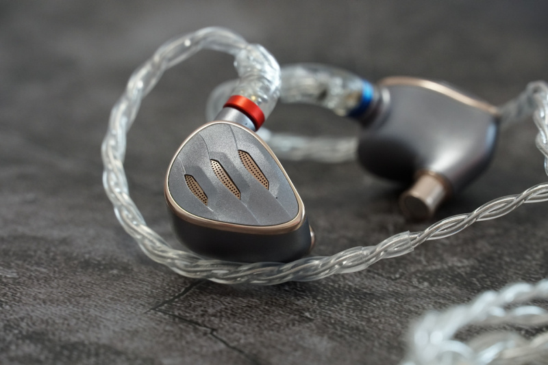 [全港免運費] (香港行貨) FiiO FH5s 兩圈兩鐵MMCX單晶銅鍍銀可換線耳機