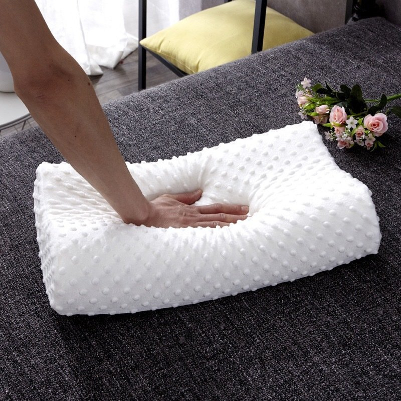 天然乳膠枕頭按摩枕頭