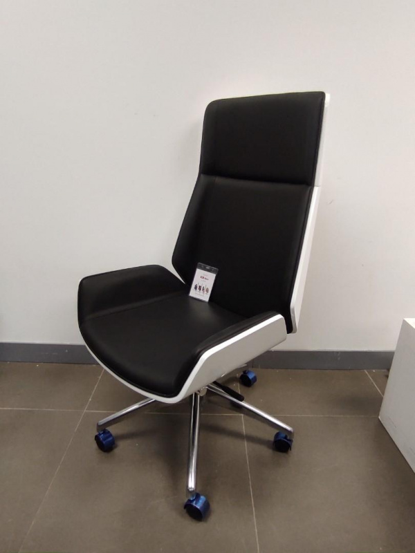 【KZCHAIR】 大班椅 凳 辦公椅 OFFICE CHAIR 電腦椅 Executive leather chair 黑色