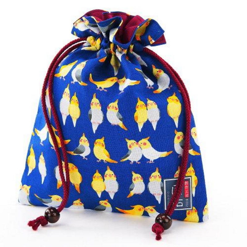 日本 匠佑 日本製 鸚鵡成雙成對 藍色 便攜索繩袋【市集世界 - 日本市集】