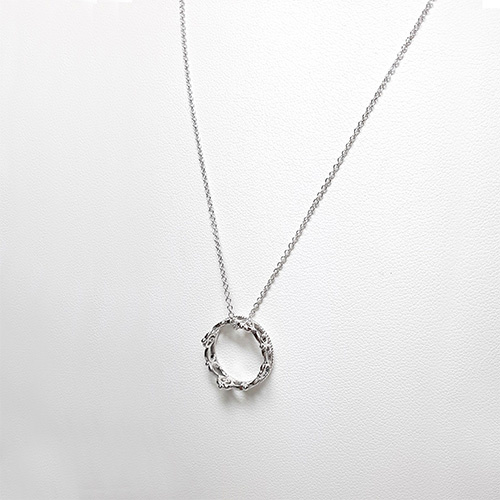 小碎石皇冠吊墜項鏈