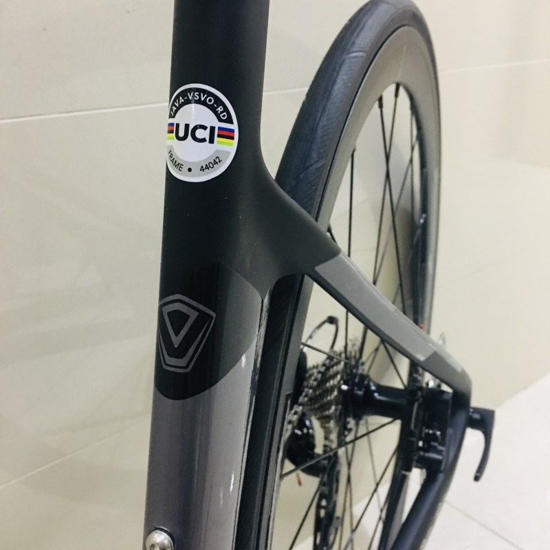 全新隱藏線碳纖手把22速碟煞碳纖維公路單車 Vesuvio Disc Brake Integrated carbon handle bar Version Carbon Road Bike