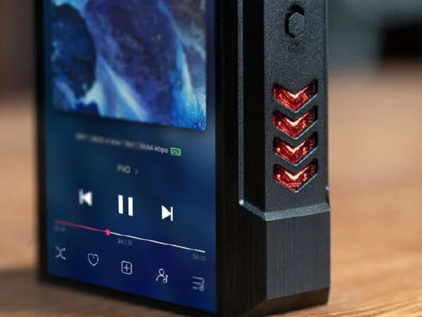 FiiO M17 戰艦級便攜式無損音樂播放器