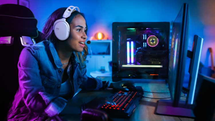 JVC GG-01 電競專業耳機 - White