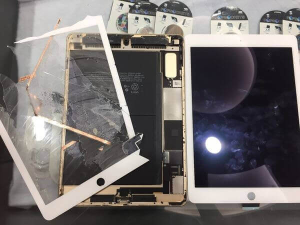 iPad, iPad Air, iPad Pro 維修 更換電池, 爆mon, 入水救資料, 唔著機 , 死CPU, 不能充電