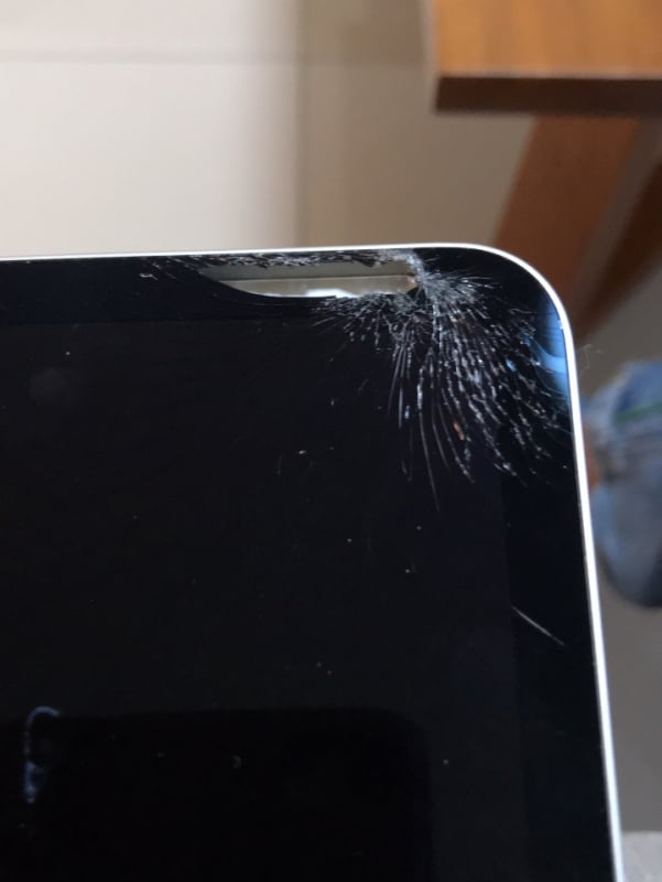 iPad, iPad Air, iPad Pro 維修 更換電池, 爆mon, 入水救資料, 唔著機 , 死CPU, 不能充電