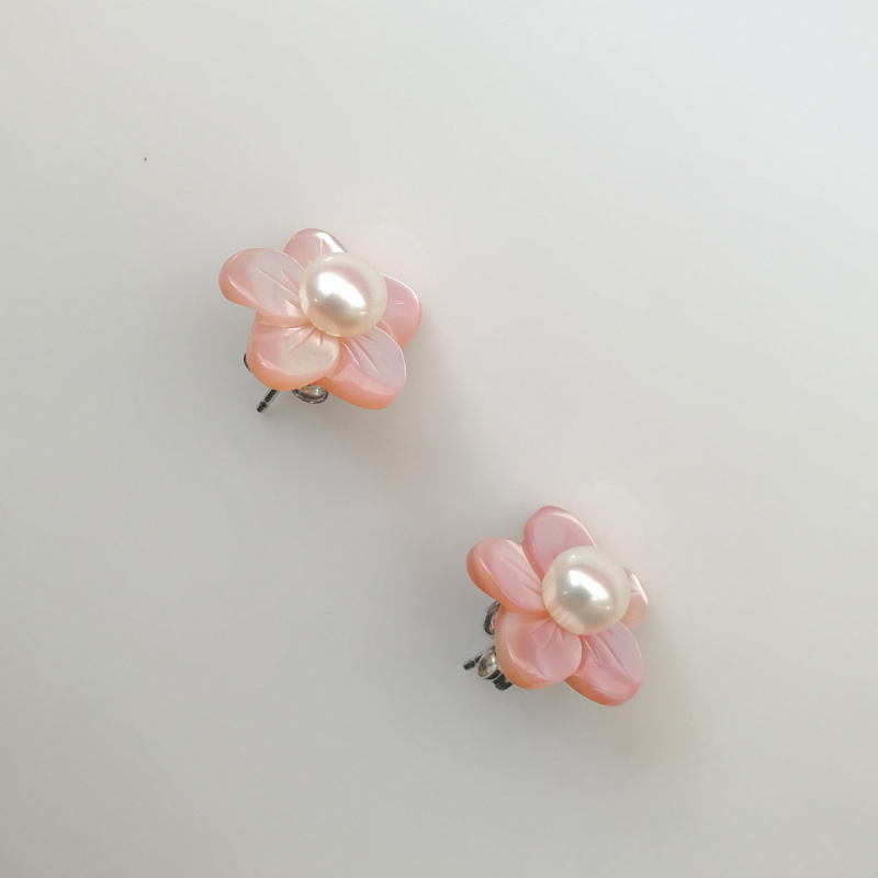 櫻花- 925 純銀配淡水珍珠及珍珠貝耳環