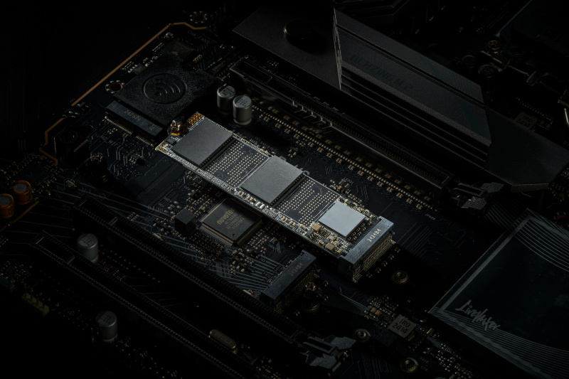 KLEVV CRAS C715 .2 2280 NVMe PCle Gen3 x4 ( 256GB/ 512GB/ 1TB )