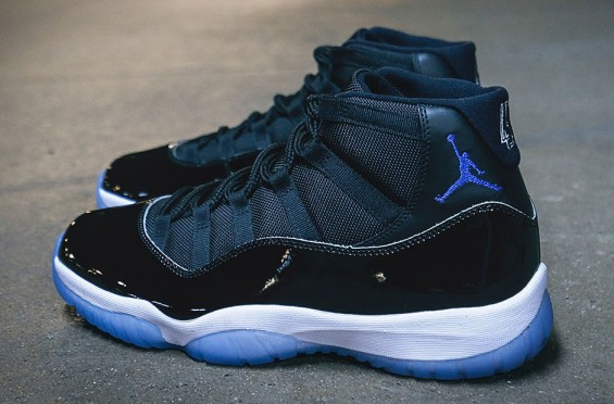 jordan 11 og space jam