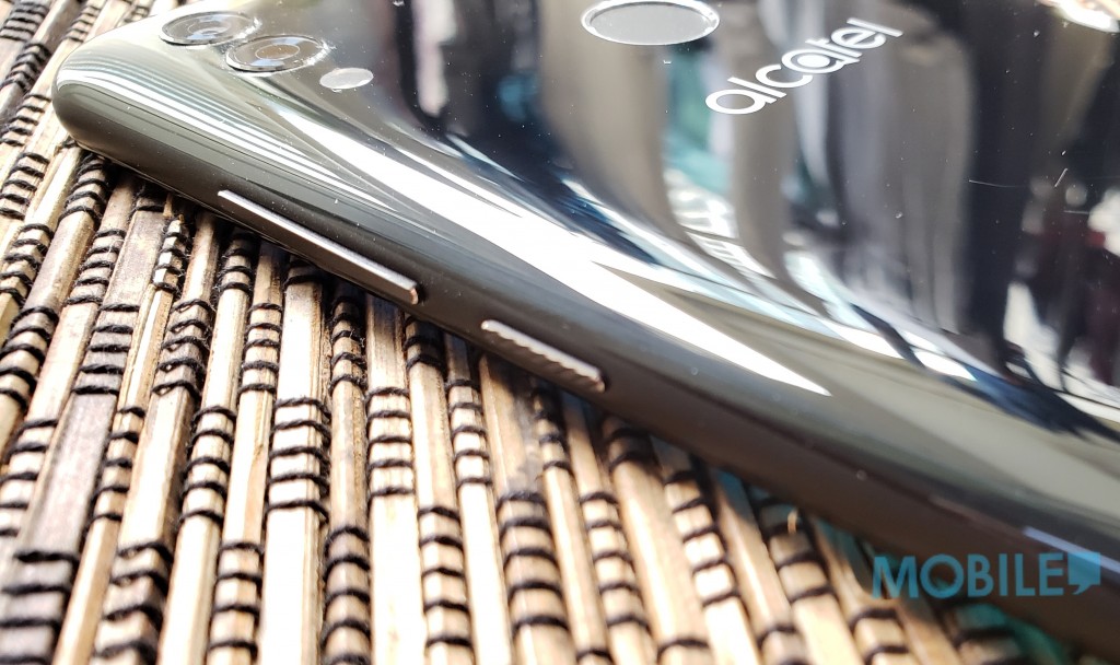 $1,699 有齐浏海全面屏、NFC 及 Google lens