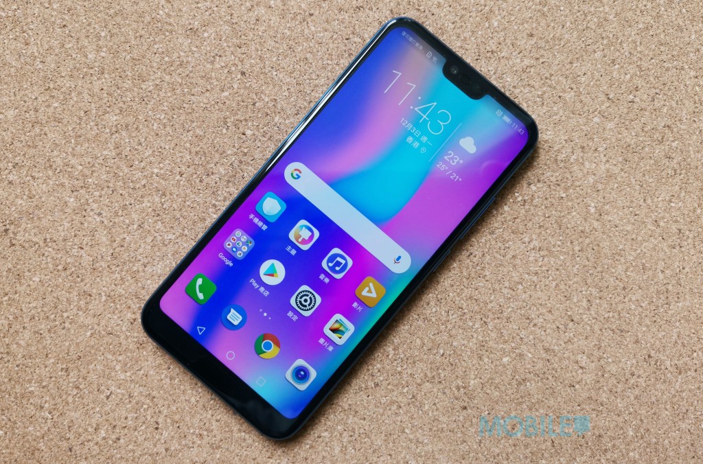 港版 Honor 10 上手:平玩 Kirin 970 处理器!