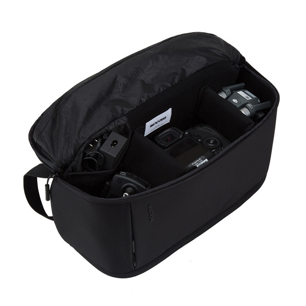 Incase Camera Sling Pack INCP300218-BLK
