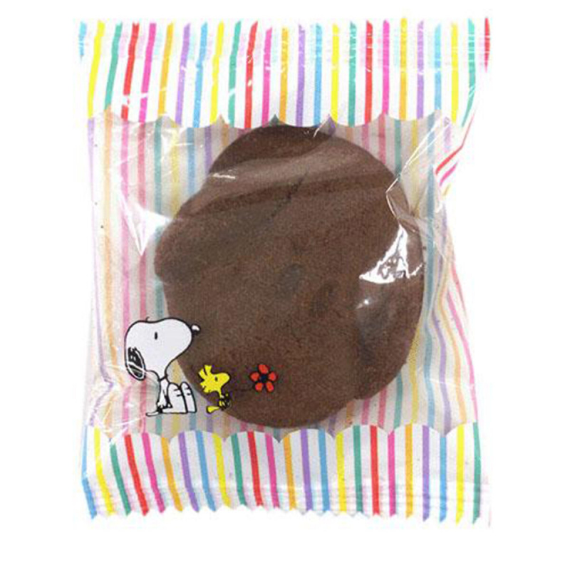 日版Snoopy 史努比家族 聖誕限定 紅色 再封拉鍊袋包裝 雜錦糖果零食禮包 (903)【市集世界 - 日本市集】