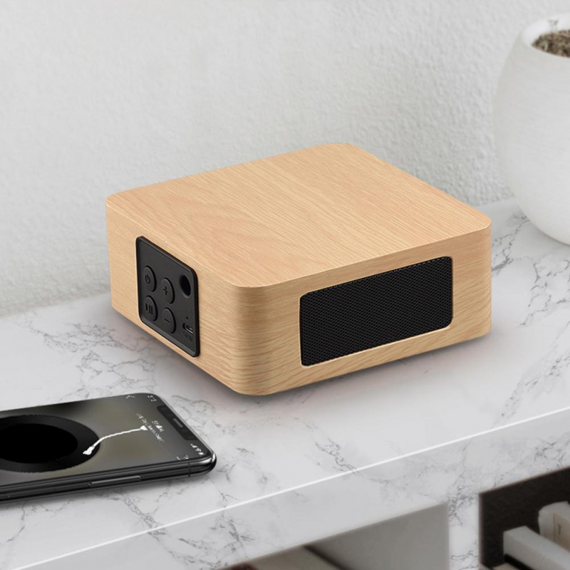 Q1A Mini Wood Bluetooth Wireless Speaker Music Player for Phone Computer Pad